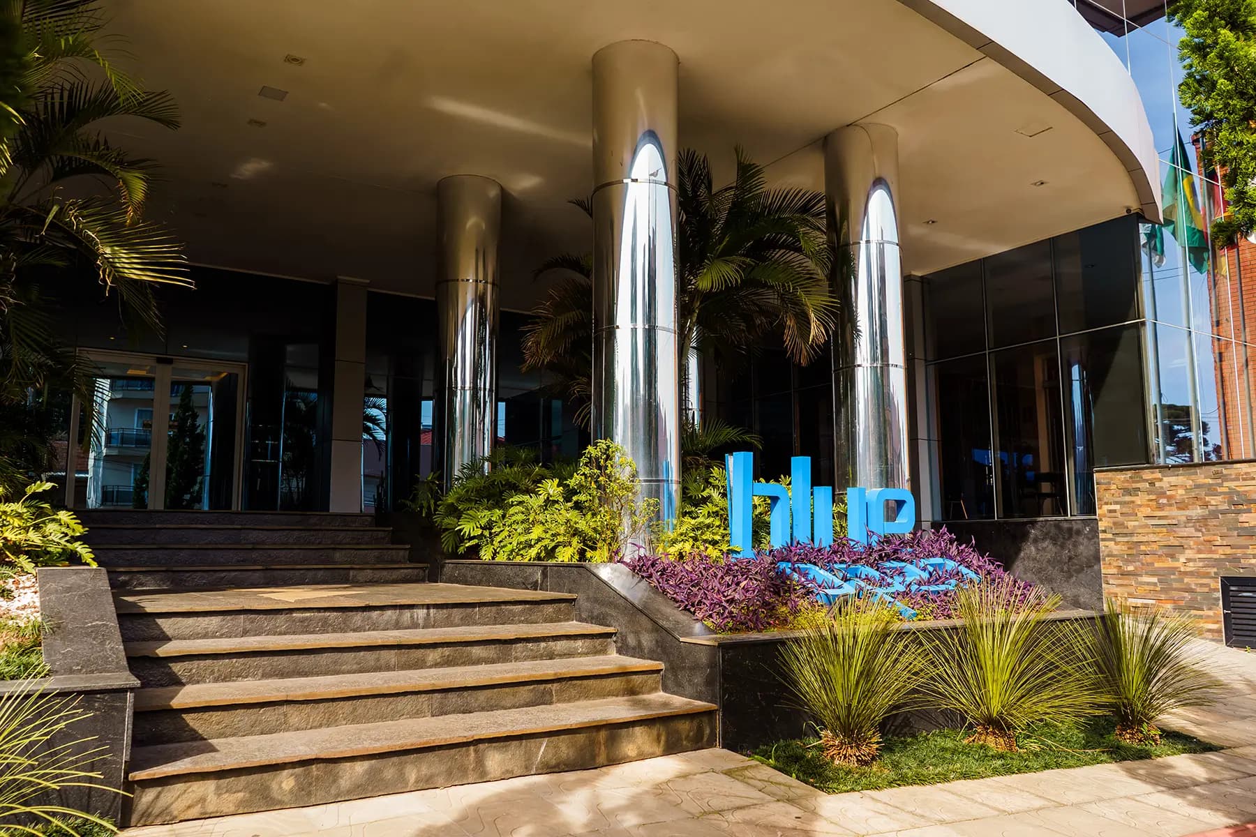 Central e tranquila — Blue Open Hotel